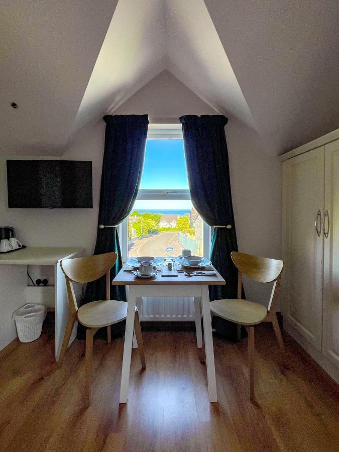 Mount Edwards Hill Guest Accommodation Cushendall Exterior foto